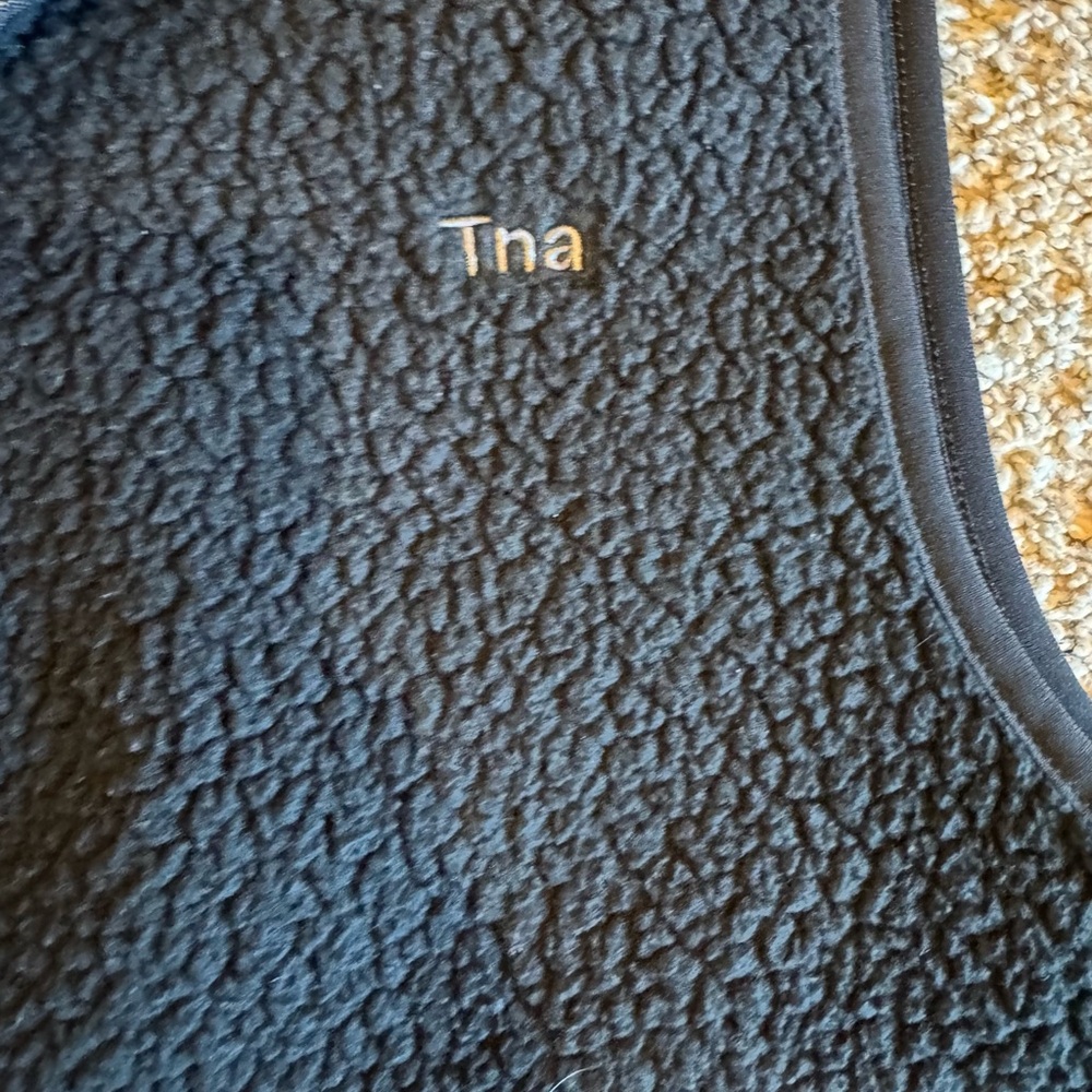 TNA Black Polartec Sherpa Vest - Picture 3 of 6
